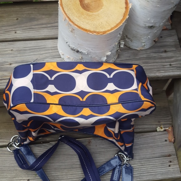 Coach Hobo Purse - Picture 3 of 8